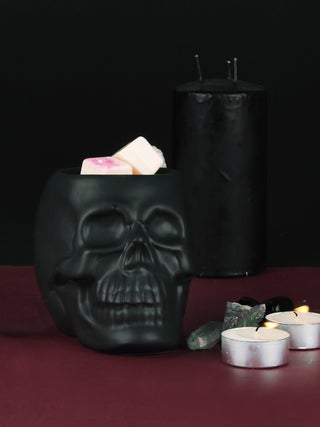 Black Skull Oil Burner