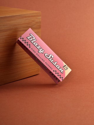 Blazy Susan Pink Papers 1 1/4
