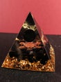healing-energy-crystal-pyramid-onyx-sphere-image-1-70329.jpg