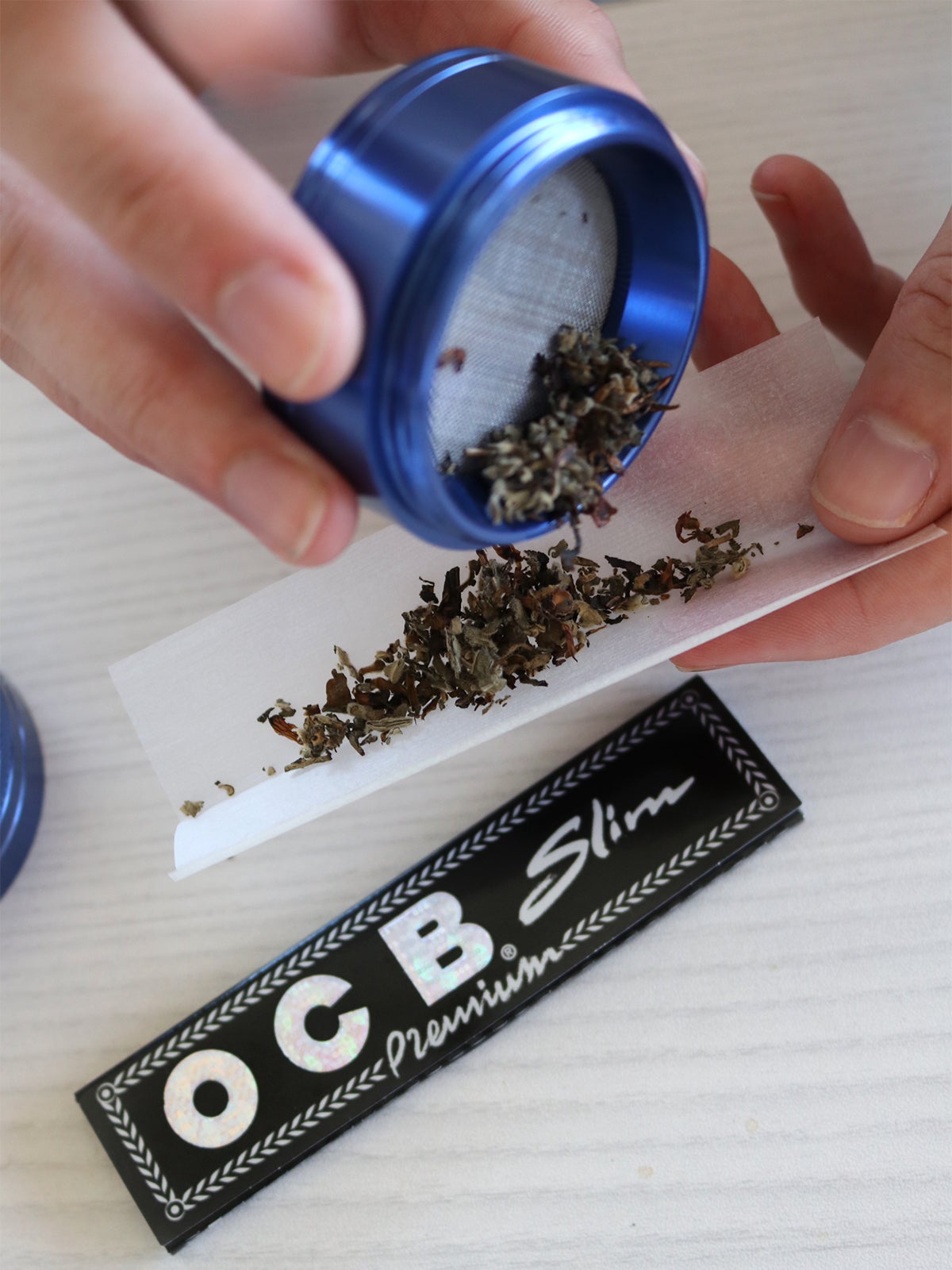 Ocb Slim Premium King Size Papers Cosmic