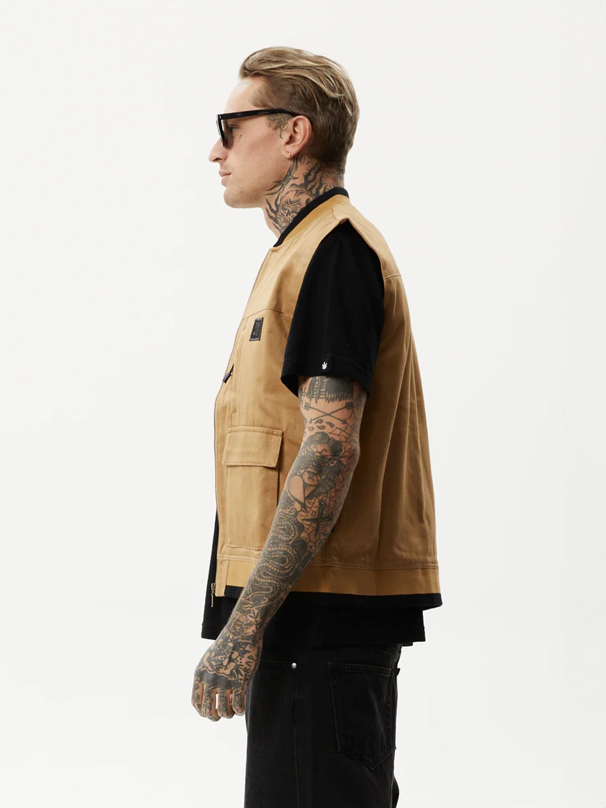 【ファッション通販】 Moments Small - Cosmic | Vest Up Zip Hemp Unisex トップス