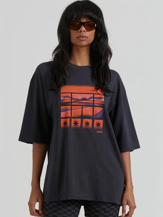 Victoria - Recycled Oversized Graphic T-Shirt
